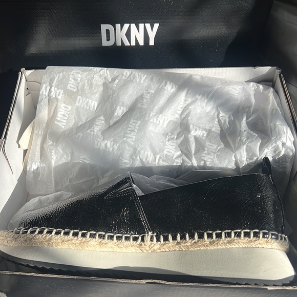 Black and white wedges - Picture 2 of 3